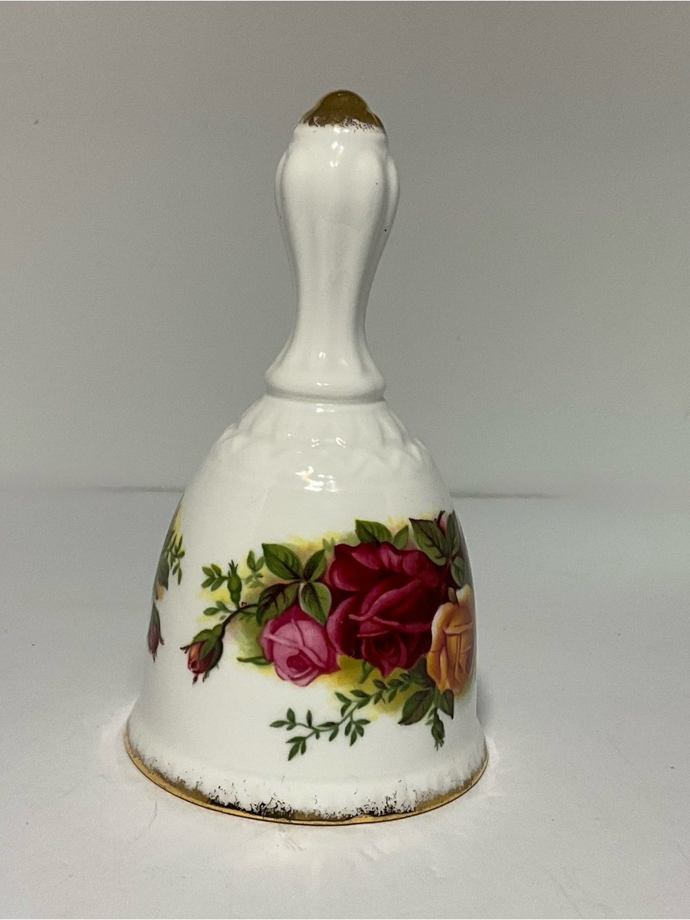 Vintage Royal Albert Old Country Roses Bell – Bone China Floral Collectible